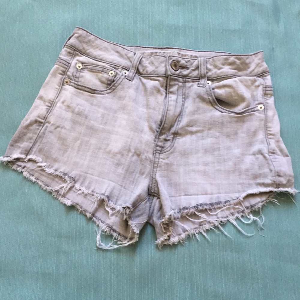 High Waisted Gray Shorts.